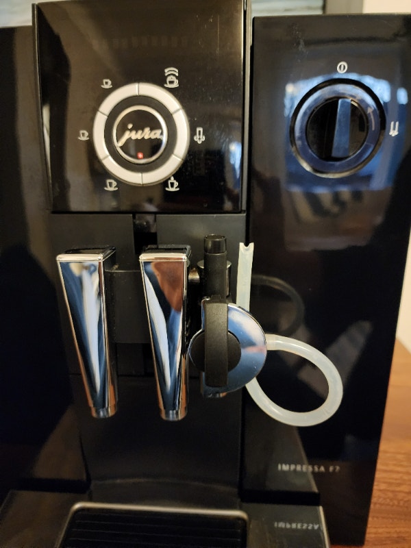 Jura Impressa F7 Super Automatic Espresso Machine Refurb/NEW Coffee