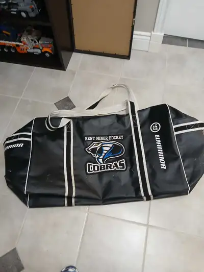 Kent Minor Hockey Cobras Warrio Large Hockey Bag, View more