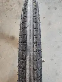 2 pneus Bontrager E6-Hard-Case Lite 26"