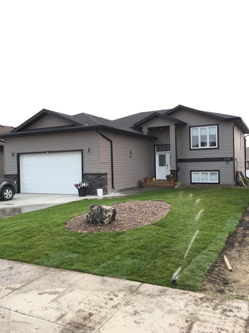 **House for Rent in Fairview Heights Neighborhood** Long Term Rentals