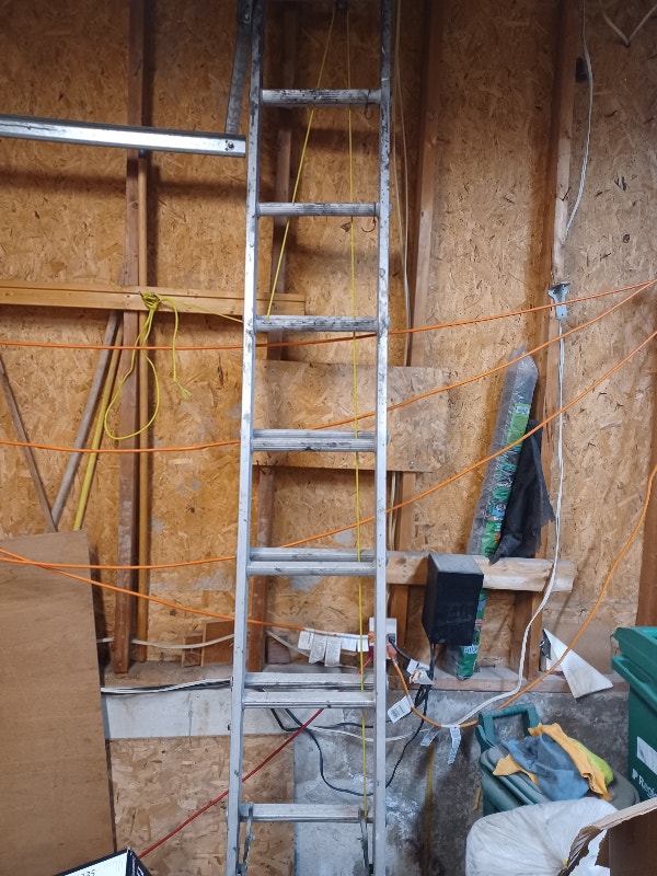 20 Foot Aluminum Extension Ladder Ladders & Scaffolding Mississauga