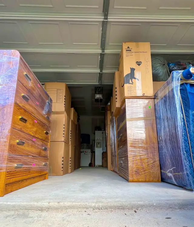 Moving & Logistics451077283345879042