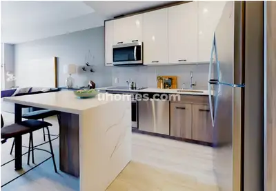 Summer Sublet – 20 George St (2nd Bedroom), June 22 – August 31, View more
