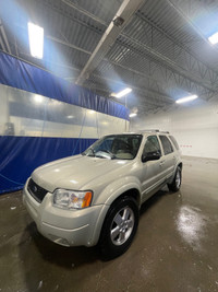 2004 ford escape PENDING PICK UP