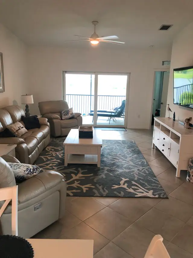 2 bedroom condo in Heritage Landing Golf & Country Club Florida in Florida in Canada - Image 4