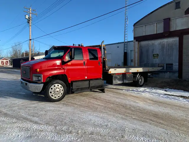 2008 Chevy topkick flatbed596423624801669122