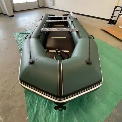 Available for Pick up in North York! Drop us a message to book an appointment to see the boat. BT-45...