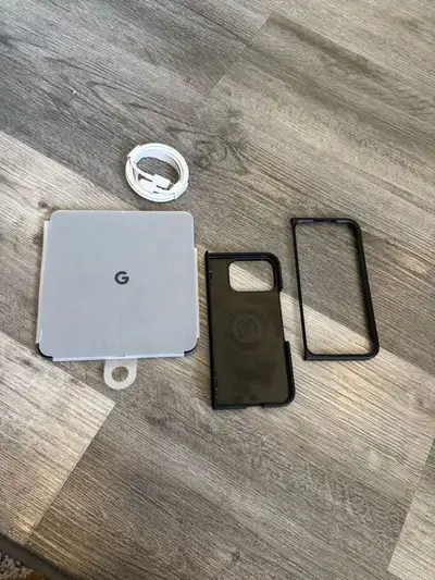 Google Pixel 10 Pro Fold 512GB - Case, View more