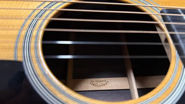 2017 Martin GPC-28E rosewood cutaway acoustic electric gu in Guitars in Gatineau - Image 4