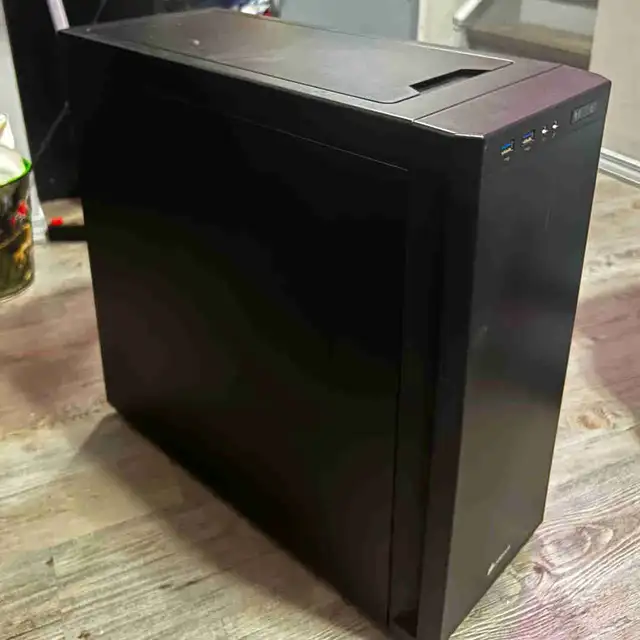 Corsair ATX PC Case
