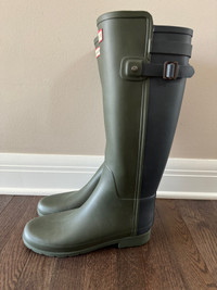 Hunter new green and navy tall boots size 9 