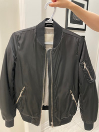 aritzia bomber jacket - XS