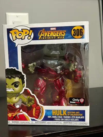 Get ready to smash into action with this Funko Pop! Marvel Avengers Infinity War Hulkbuster #306! Th...