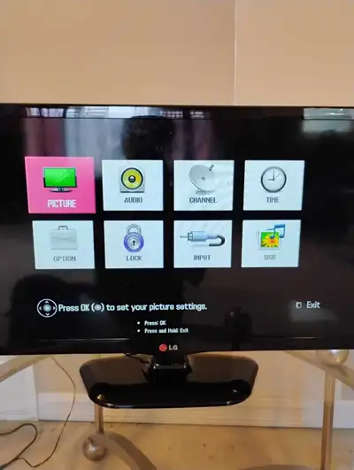 TV / PC monitor , View more