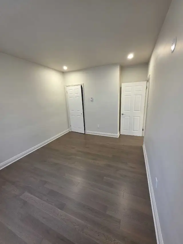 Grand 4 1/2 entièrement rénové à louer – Longueuil in Long Term Rentals in Longueuil / South Shore - Image 5