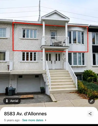 Grand logement avec 3 chambres fermées dans un haut duplex . Logement rénové il y a deux ans. Dispon...