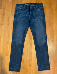 AMERICAN EAGLE JEANS - Men’s 34 W / 34 H