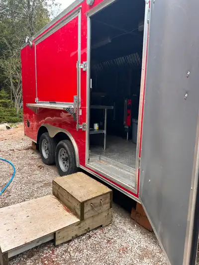Only used 5 times. Spotless. Too busy to utilize. 2022 16ft Food trailer. Custom built by Foodtruck...