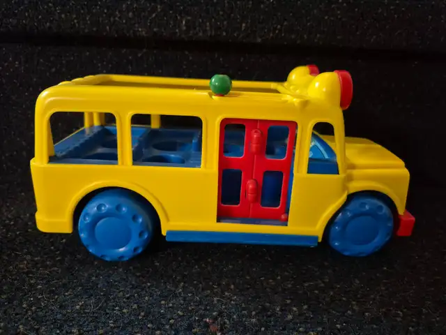 1986 Playmates School Bus Toy