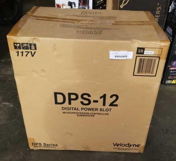 VELODYNE DPS-12 POWERED SUB in Speakers in Burnaby/New Westminster