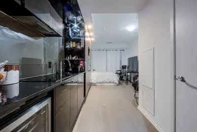 Studio in financial district for rent