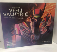 Macross 30th annver. VF-1J Valkyrie 1/60 scale Figure