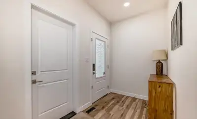 Entire House for Rent – Main House + Legal Basement Suite – Creekwood Chapelle (SW Edmonton) Rent: $...