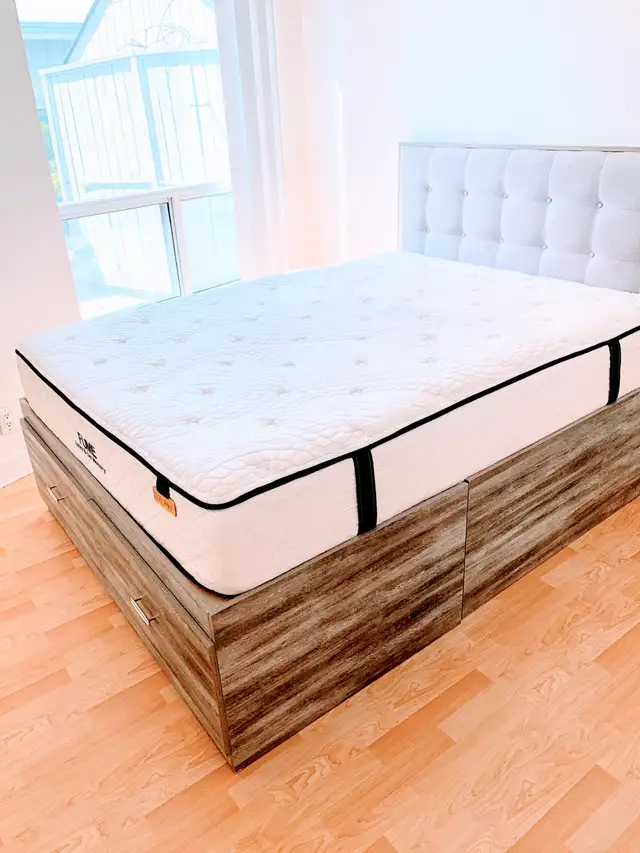 PetsOK Must see 5th floor Terrace Walk Out- 1B1B Parking - March