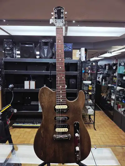 Guitare électrique avec etuit , View more