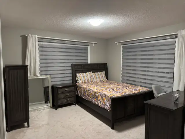 two rooms for rent in Milton (female only)