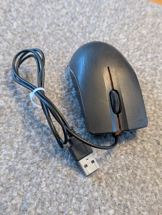 Corded optical computer mouse65561388796033120