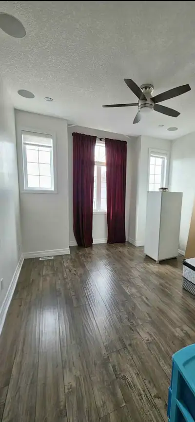 Private room available in a clean and quiet family home in Kitchener. Ideal for working professional...