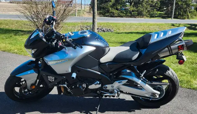 Suzuki B-King ABS 2009  in Sport Touring in Longueuil / South Shore - Image 6