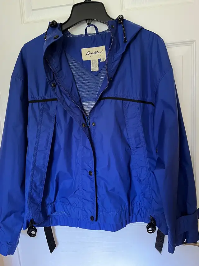Eddie Bauer women’s size L Rain Jacket
