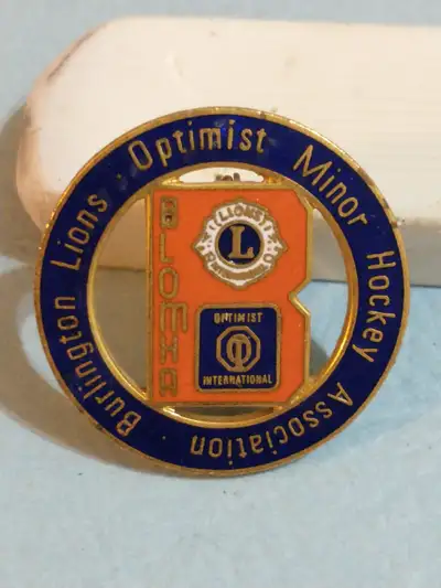 Lovely Burlington Lions Optimist Minor Hockey Association pin, View more