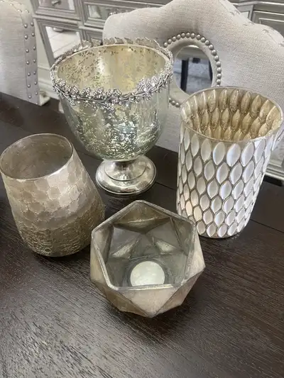 4 decor vases, View more