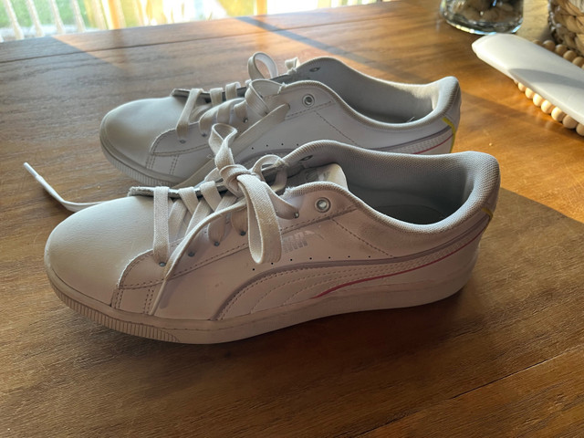 Women’s Puma running shoes size 7 in Women's - Shoes in Stratford - Image 4