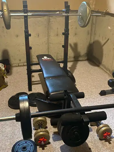 Previosly enjoyed weight equipment. Weights: 2x8lbs, 4x10lbs, 6x15lbs, 2x25lbs