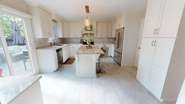NEW PRICE! 723 Munich Cir Waterloo Open house Oct 3&4 2-4pm in Houses for Sale in Kitchener / Waterloo - Image 5