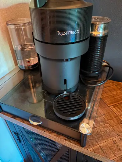 Nespresso Vertuo Pop+ Package, View more