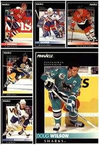 1992-93 Pinnacle FRANCAIS 420 CARTES, GRETZKY,LEMIEUX,ROY++++