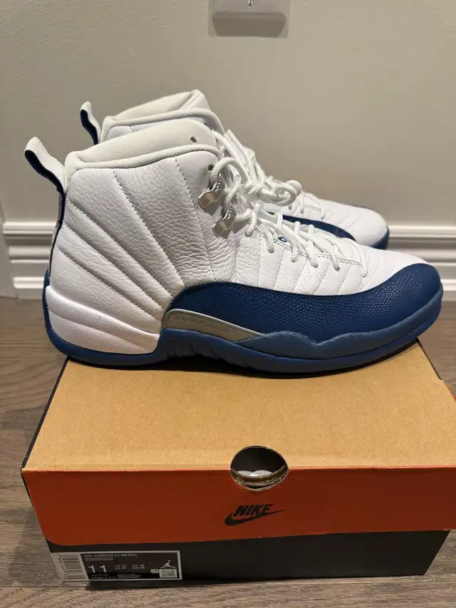 Air Jordan 12 French Blue DS Sz 11 $220 OBO in Men's Shoes in Markham / York Region - Image 6