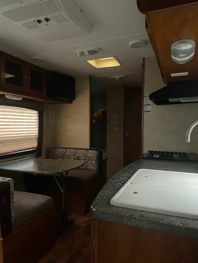 Keystone Passport 238ML, 3700lbs pour bricoleur/for handypeople in Travel Trailers & Campers in City of Montréal - Image 5