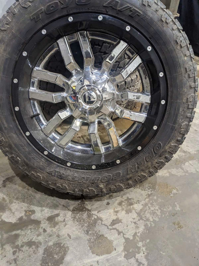 8x180 bolt hole D270 fuelrims on 35x12.50r22 Toyo  in Tires & Rims in Strathcona County