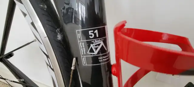 CERVELO S3 ROAD BIKE - LIKE NEW in Road in London - Image 6