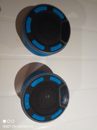 Like *NEW* Bluetooth Speakers - Waterproof