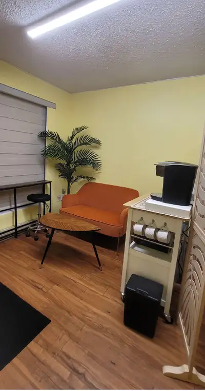 We are offering our front office space for shared use during daytime hours, available from 6:00 AM t...