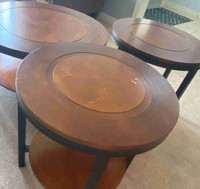 Coffee table with two side tables