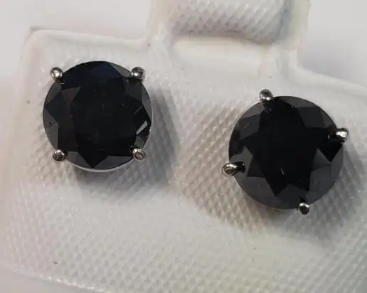 Brand New 14K White Gold Brilliant Diamond Earrings For Sale in Jewellery & Watches in London - Image 7