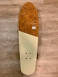 Skateboard cruiser board